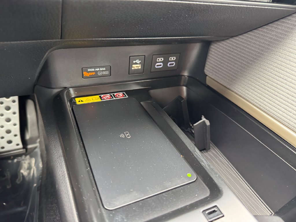 Used 2026 Toyota Camry SE w/ Convenience Package FWD image 24