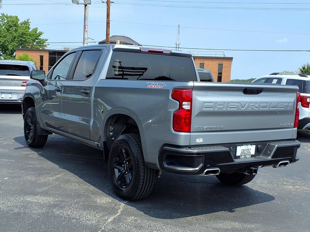 Used 2024 Chevrolet Silverado 1500 Custom Trail Boss AWD/4WD image 2