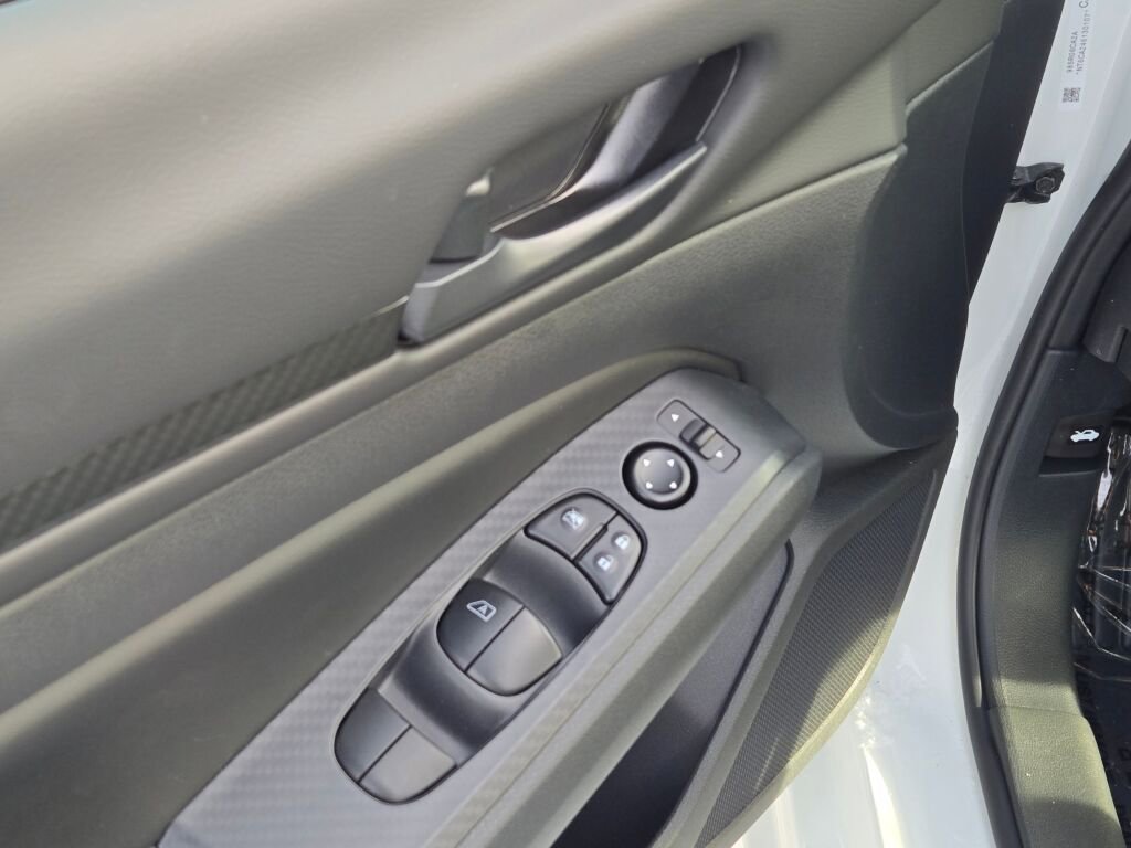 Used 2025 Nissan Altima 2.5 S image 19