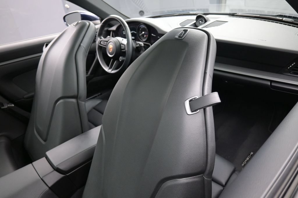 Certified 2020 Porsche 911 Carrera RWD image 24