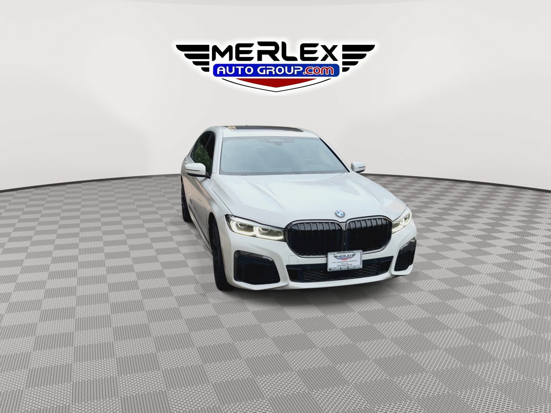 Used 2021 BMW 750i xDrive w/ Executive Package AWD/4WD image 2