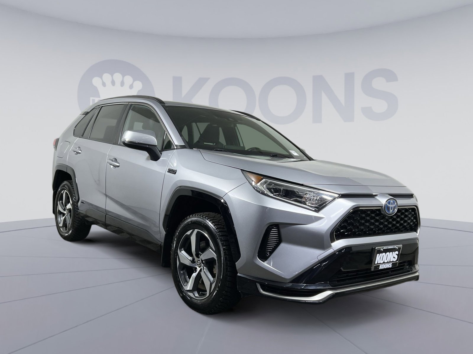 Used 2021 Toyota RAV4 SE image 10