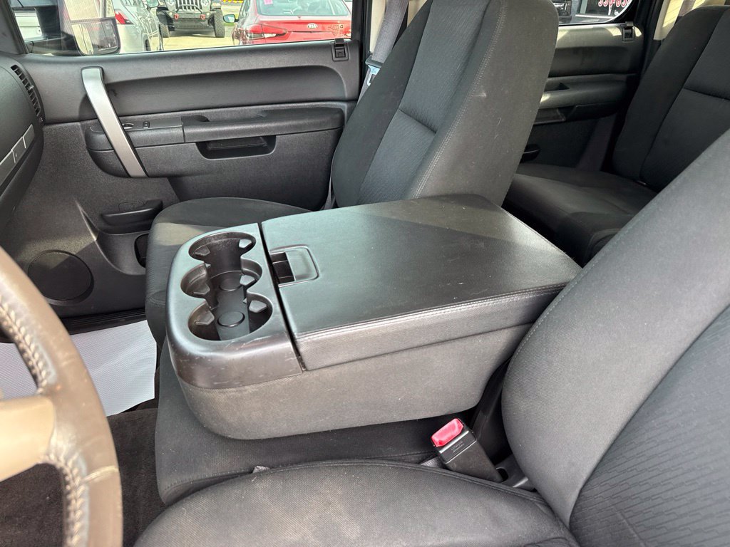 Used 2014 Chevrolet Silverado 2500 LT w/ Custom Sport Truck Package AWD/4WD image 22