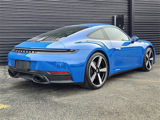 Used 2025 Porsche 911 Carrera image 7