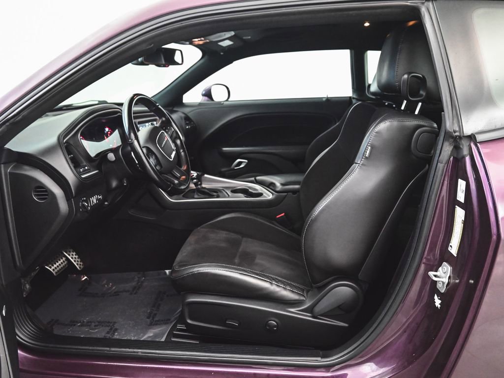 Used 2022 Dodge Challenger GT w/ Plus Package image 27