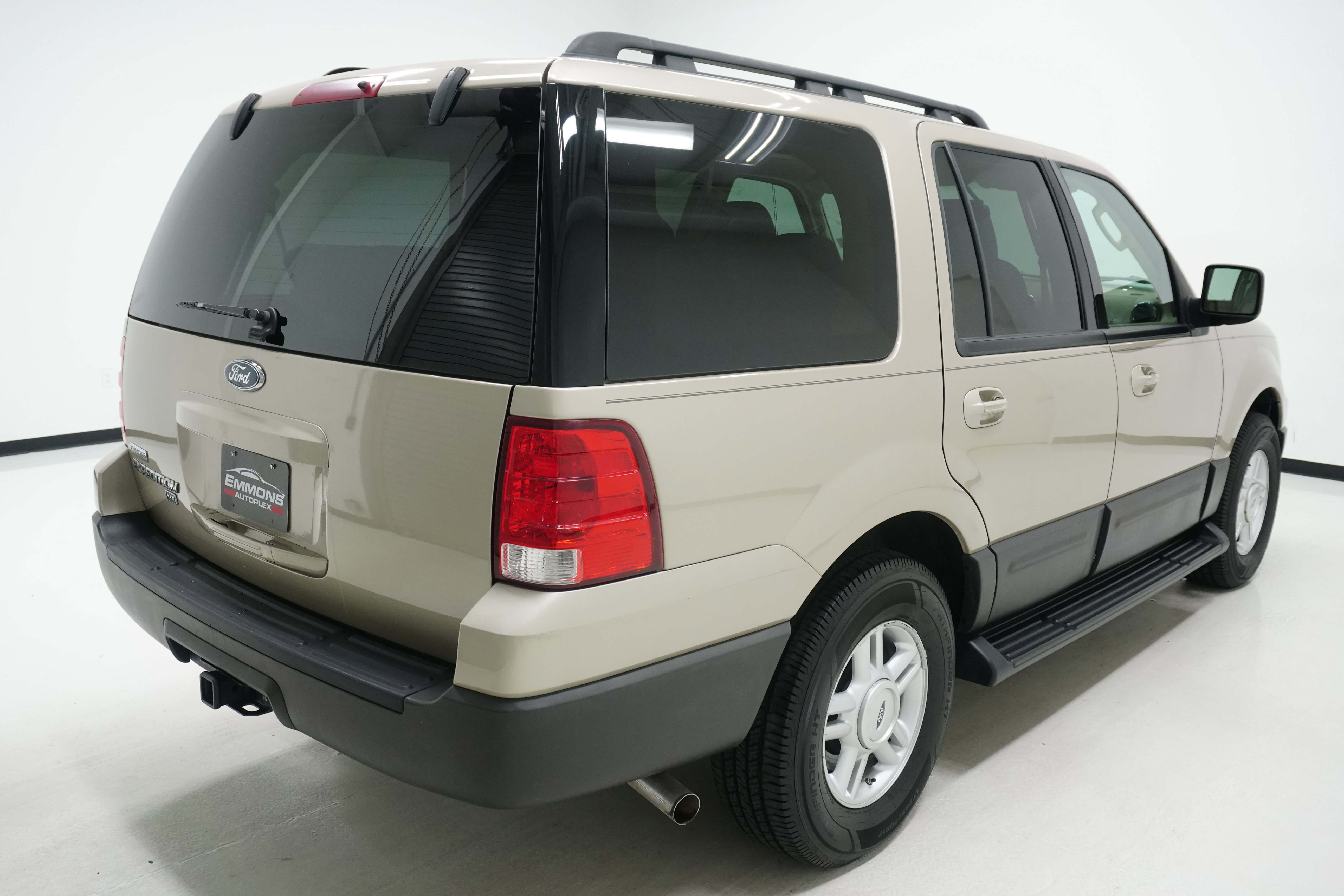 Used 2006 Ford Expedition XLT RWD image 4
