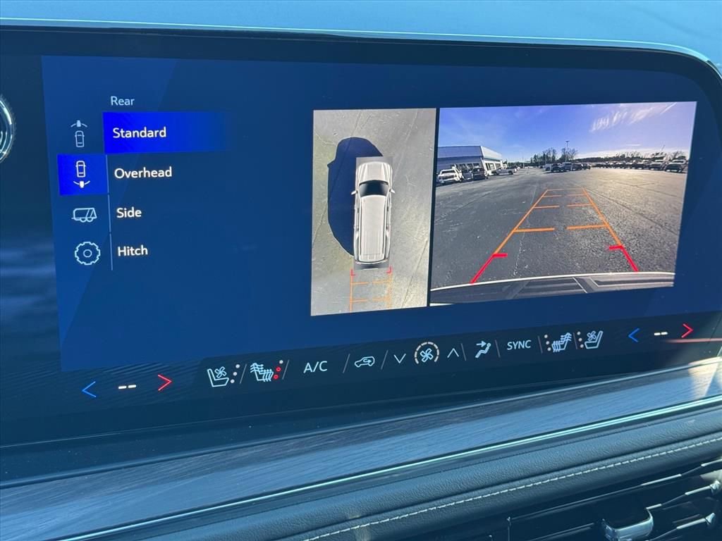 New 2026 Chevrolet Suburban Premier image 17