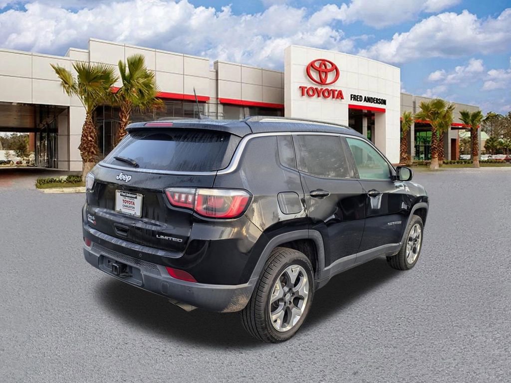 Used 2018 Jeep Compass Limited w/ Navigation Group image 4