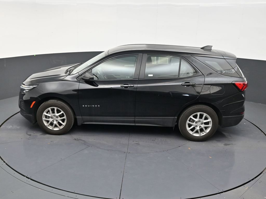 Used 2024 Chevrolet Equinox LS FWD image 13