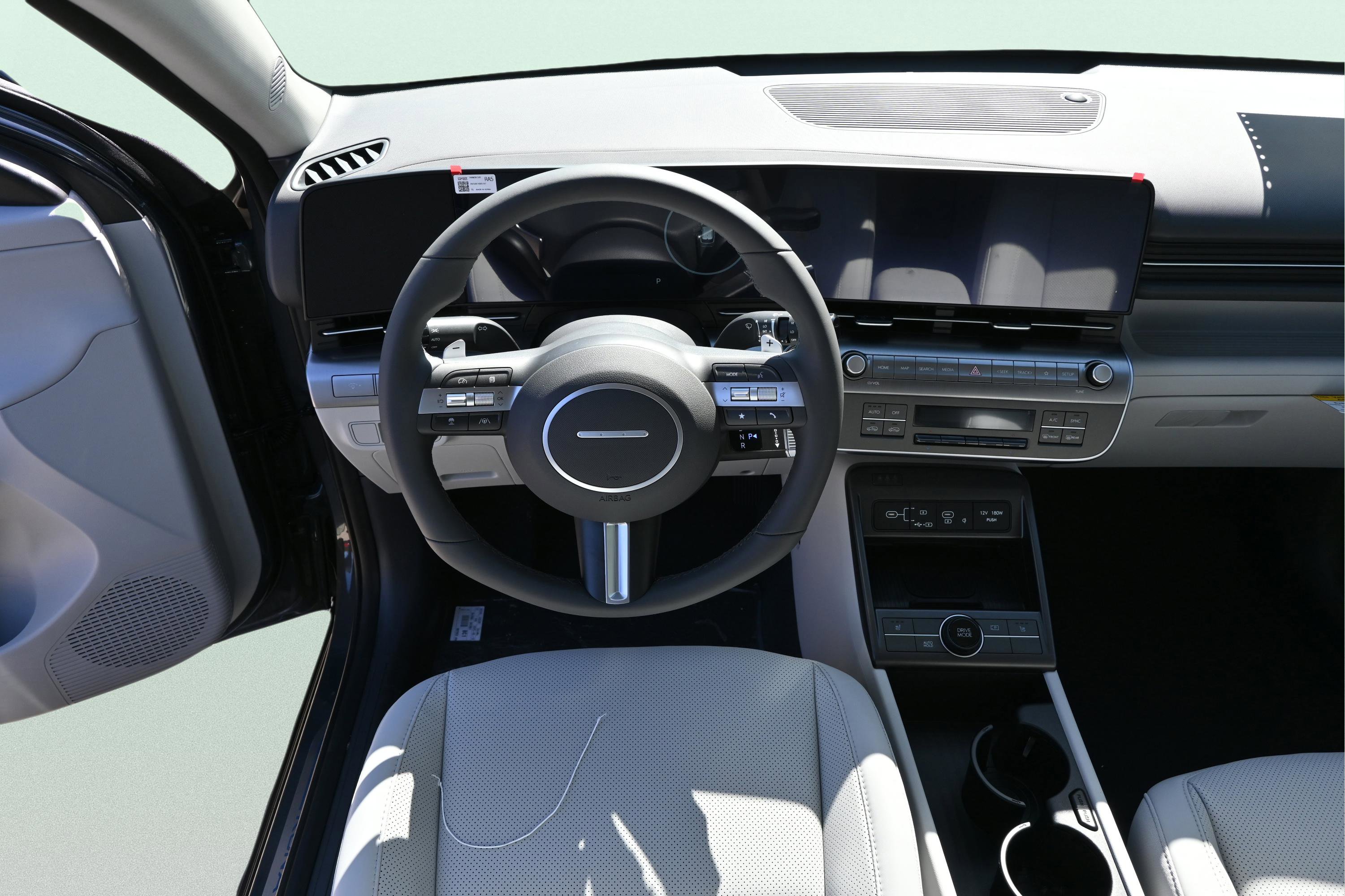 New 2026 Hyundai Kona SEL Premium image 12