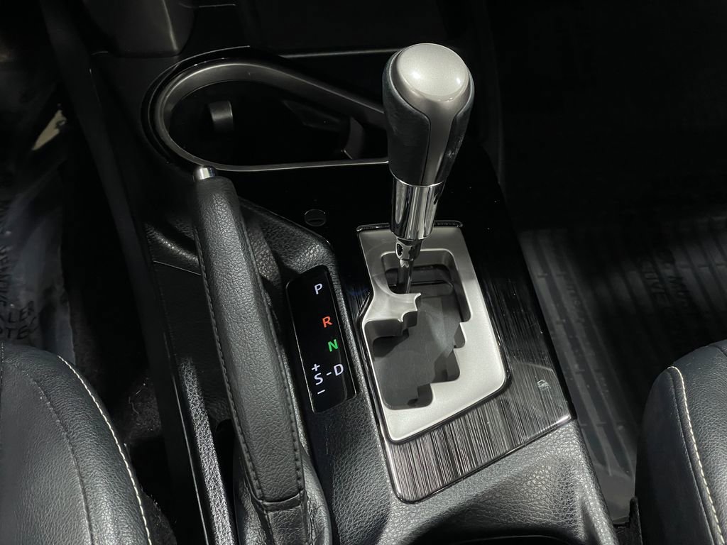 Used 2017 Toyota RAV4 Limited image 28