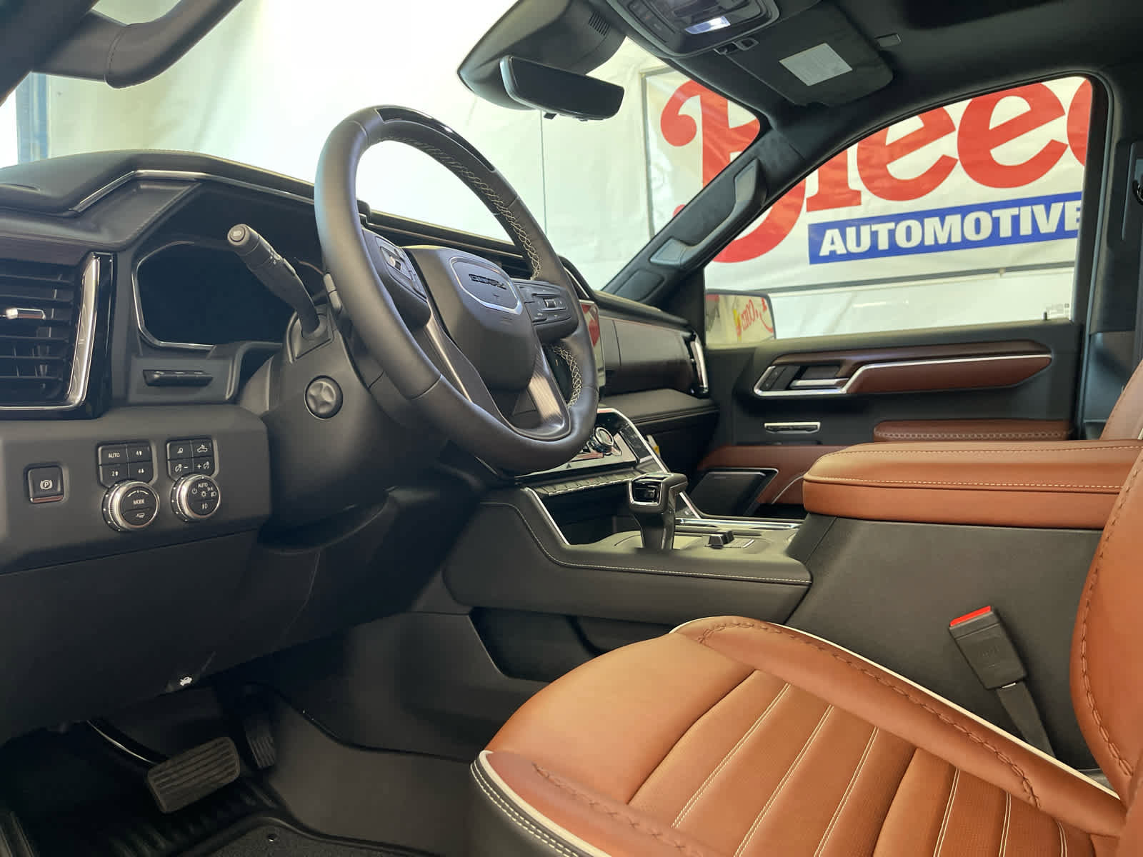 New 2026 GMC Sierra 1500 Denali Ultimate image 17