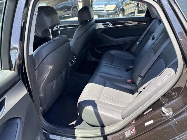 Used 2018 Genesis G80 3.8 AWD/4WD image 16