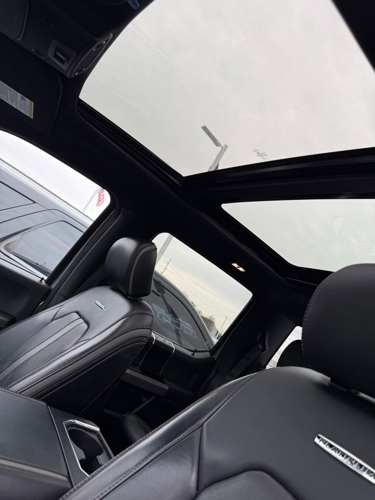 Used 2020 Ford F150 Platinum w/ Equipment Group 701A Luxury image 4