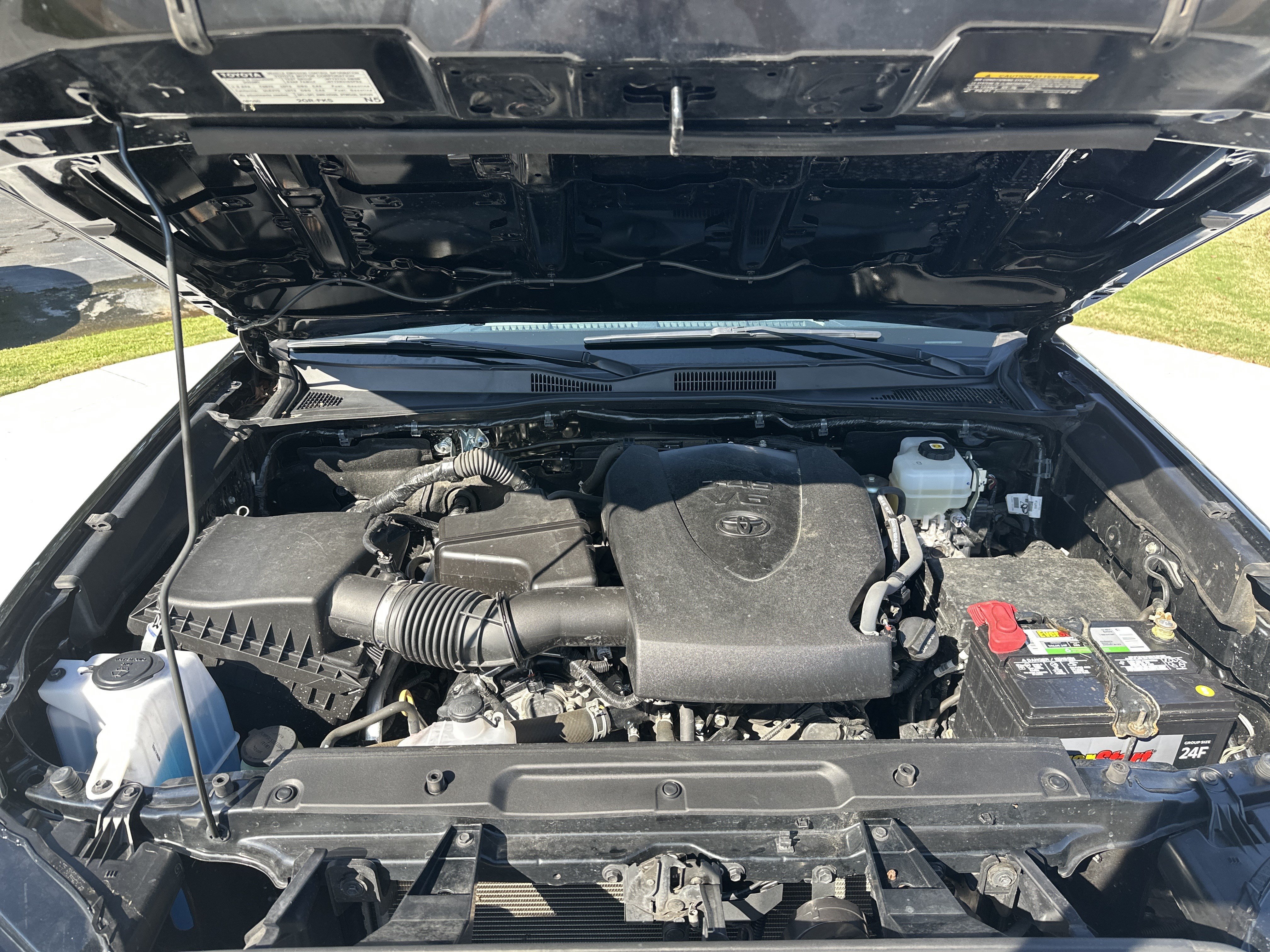 Certified 2022 Toyota Tacoma TRD Off-Road w/ Technology Package AWD/4WD image 34