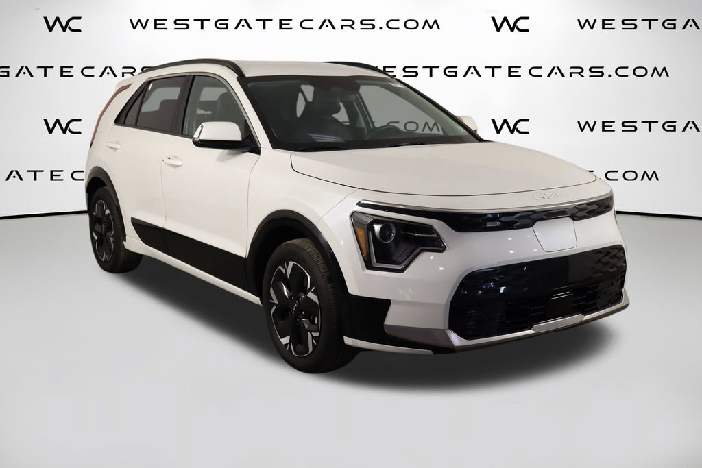 Used 2024 Kia Niro Wind FWD image 41