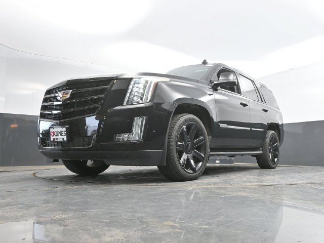 Used 2017 Cadillac Escalade Luxury AWD/4WD image 50