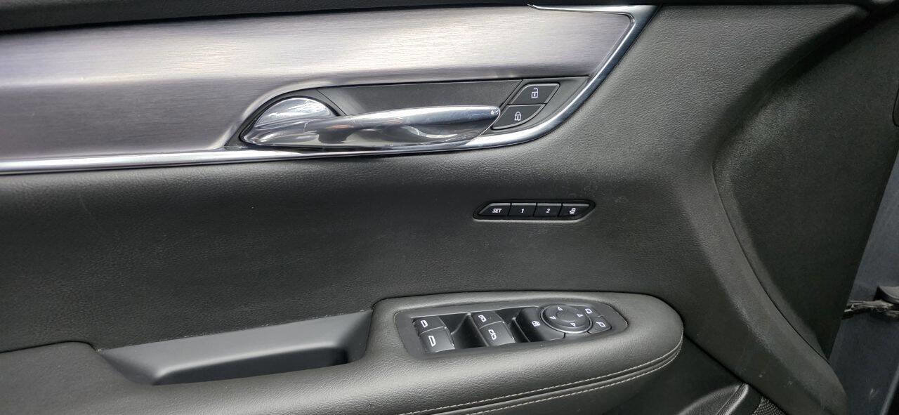 Used 2021 Cadillac XT6 Luxury FWD image 13