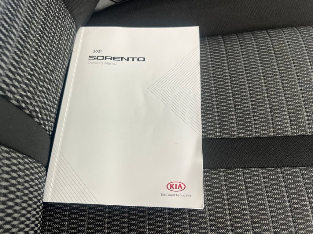 Certified 2021 Kia Sorento LX AWD/4WD image 26