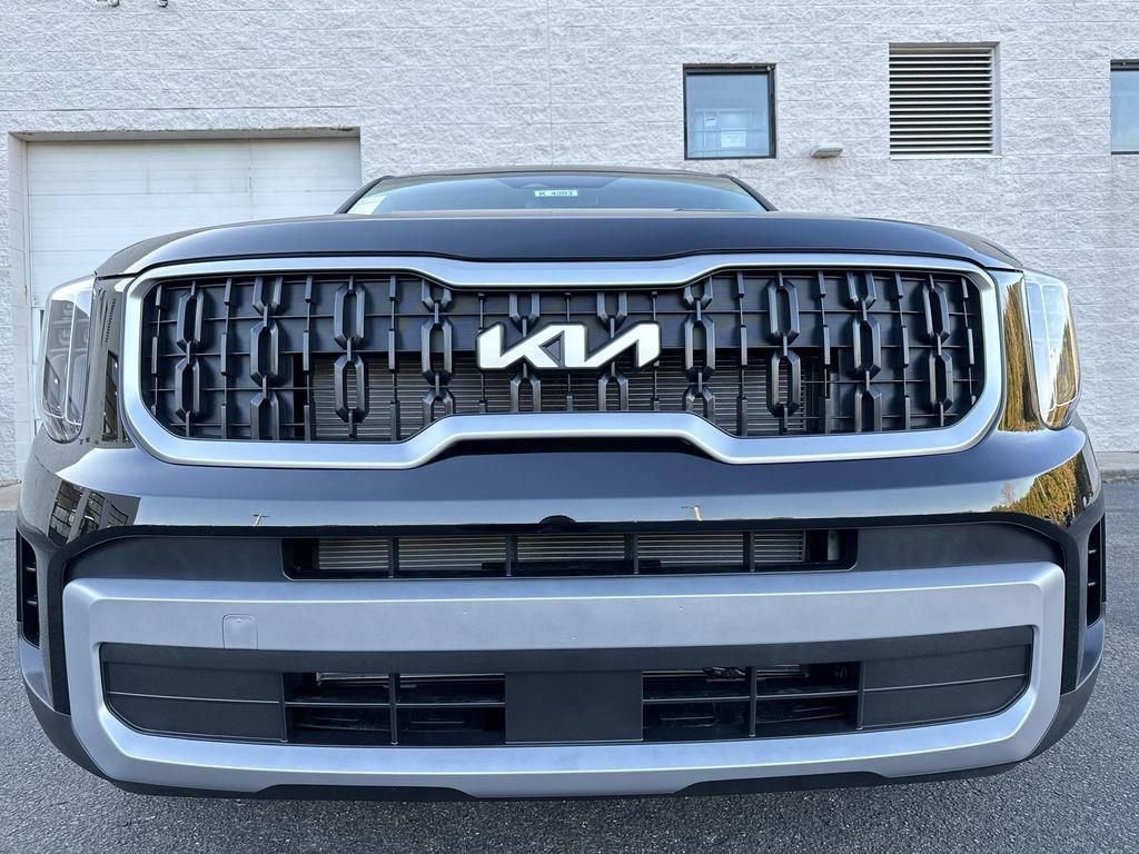 New 2025 Kia Telluride EX w/ EX Captain's Chair Package image 16