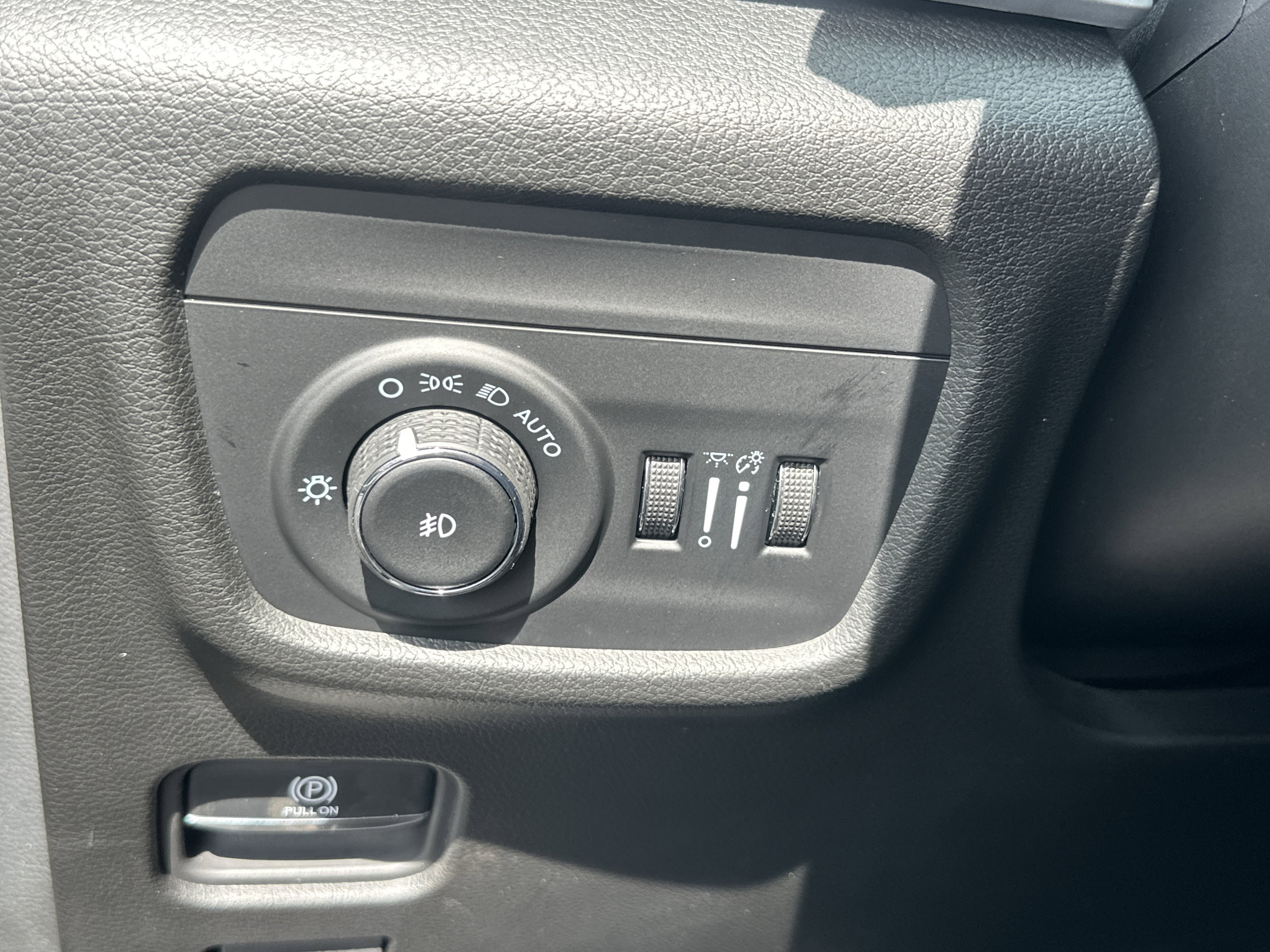 New 2026 Jeep Grand Cherokee L Limited image 10