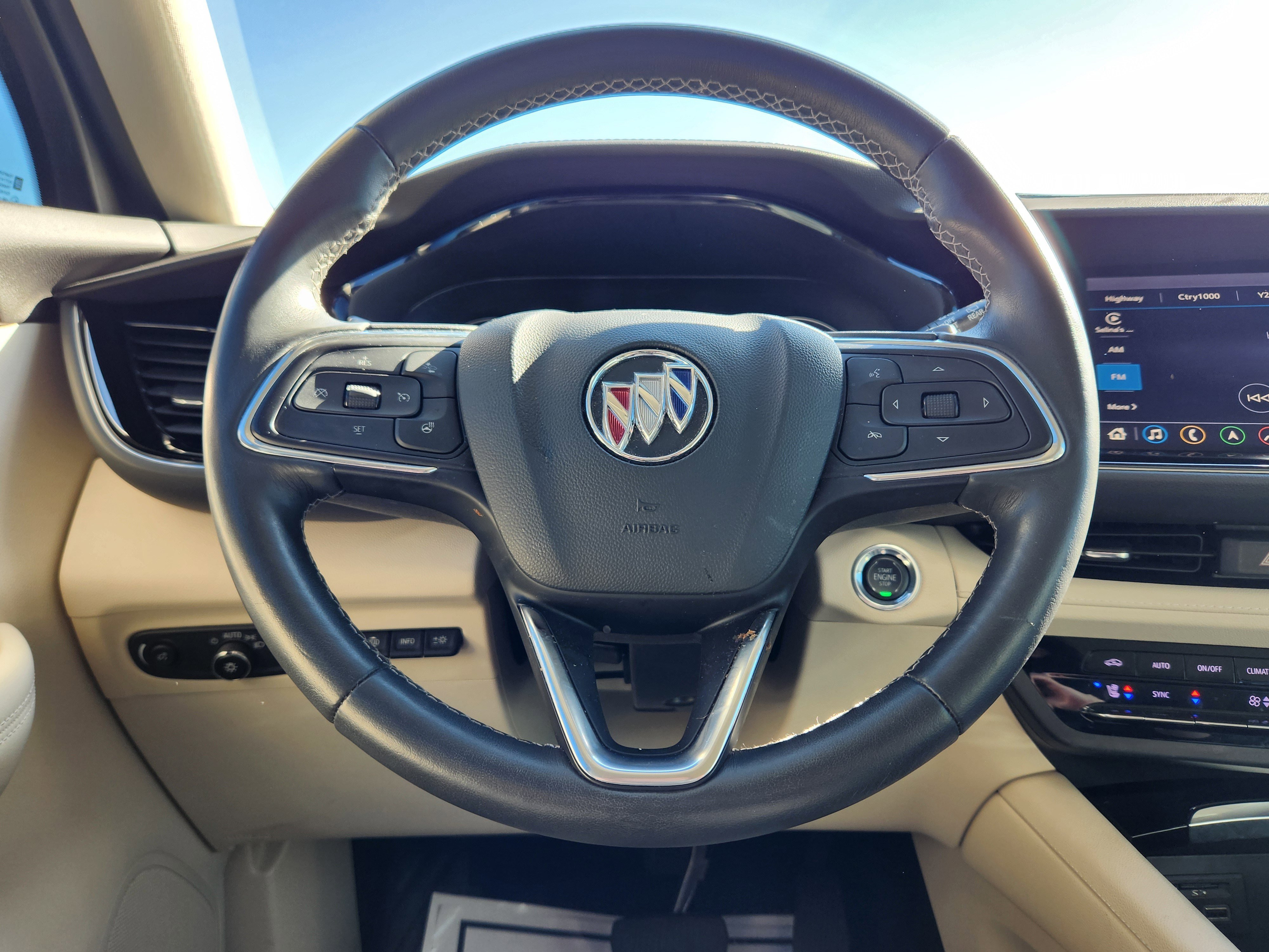 Used 2022 Buick Envision Avenir w/ Technology Package II image 21