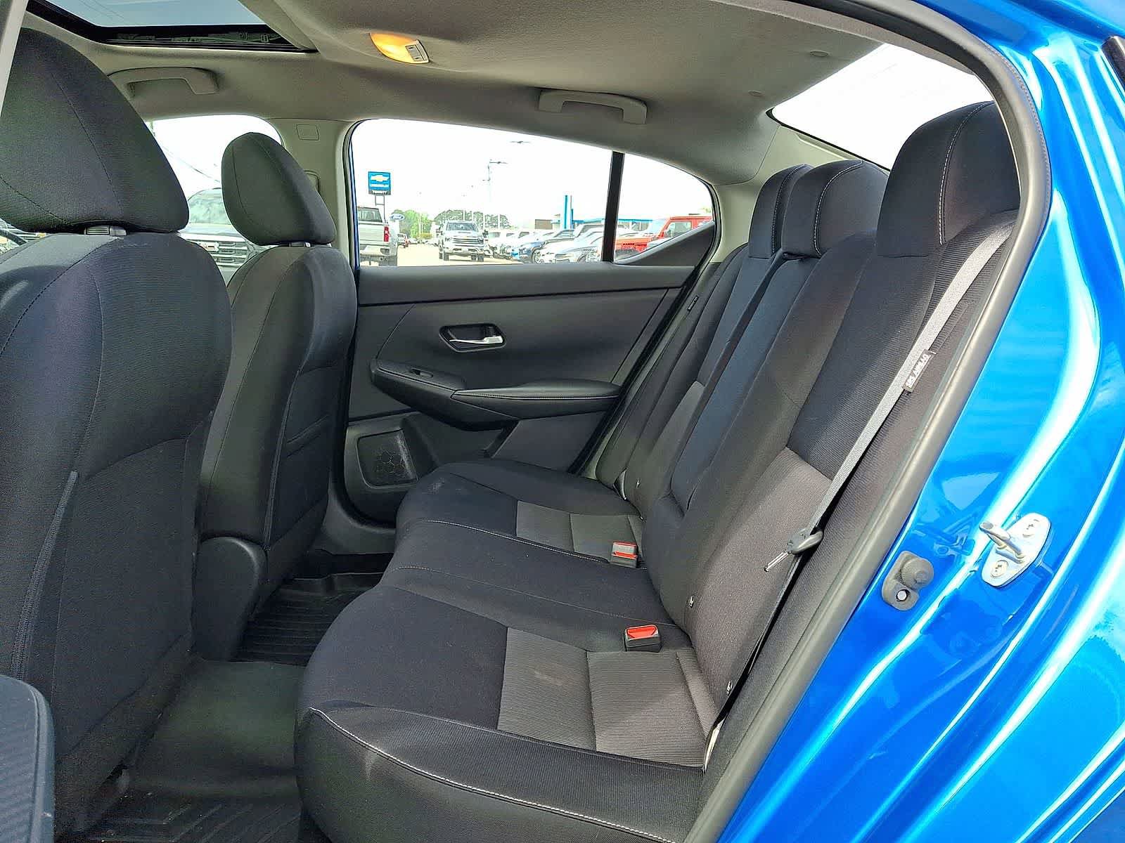 Used 2020 Nissan Sentra SV FWD image 29
