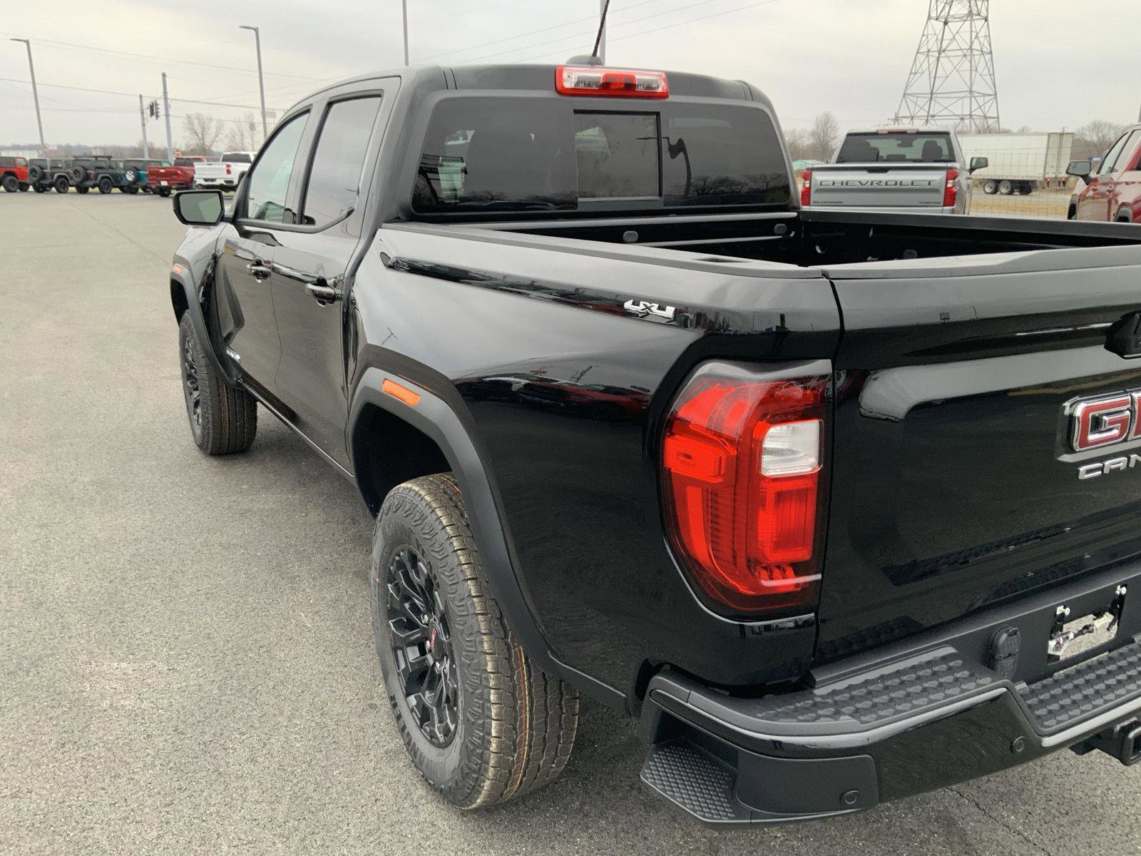 New 2026 GMC Canyon Elevation w/ Convenience Package image 20