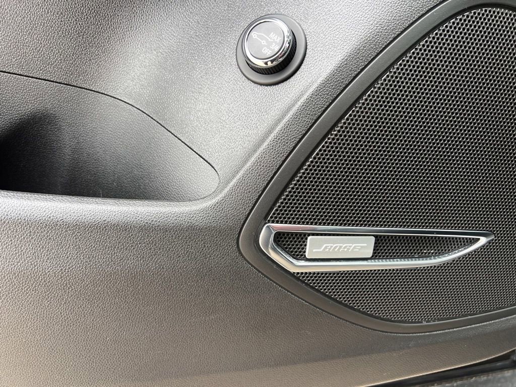 Used 2023 Buick Envision Avenir AWD/4WD image 18