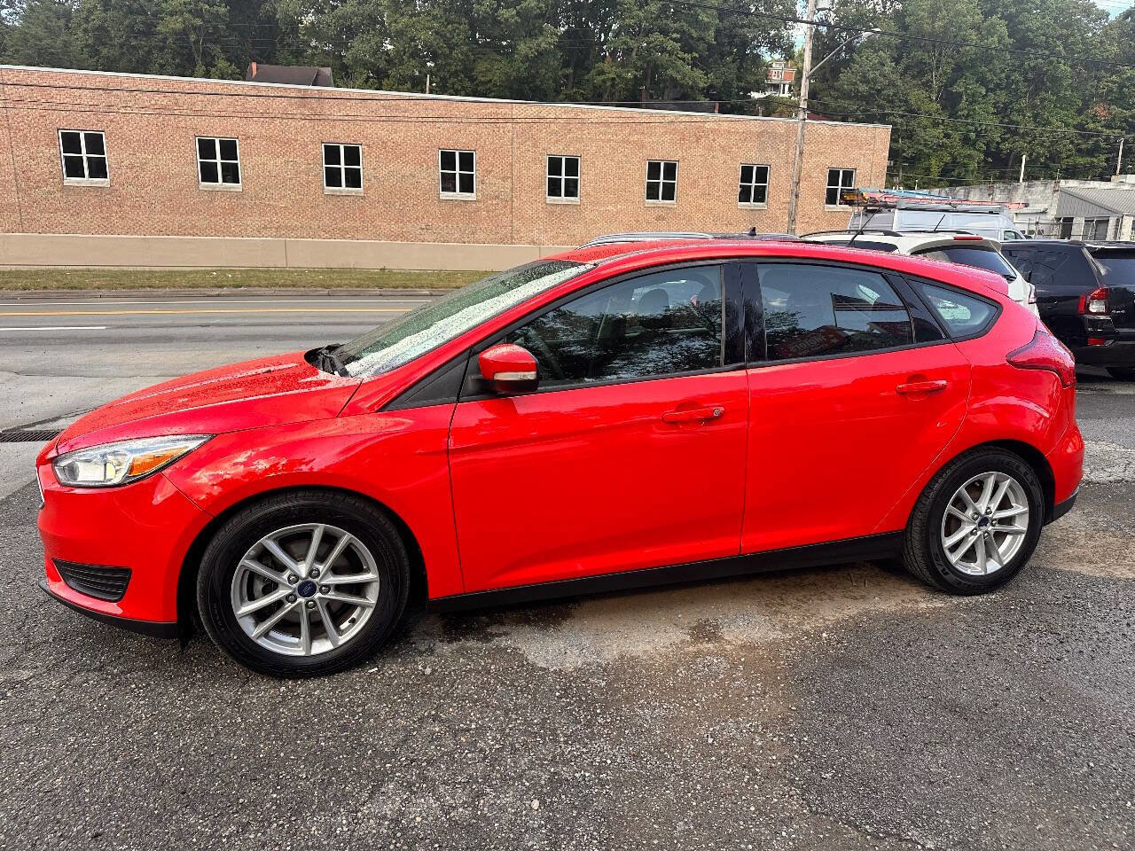 Used 2016 Ford Focus SE image 3