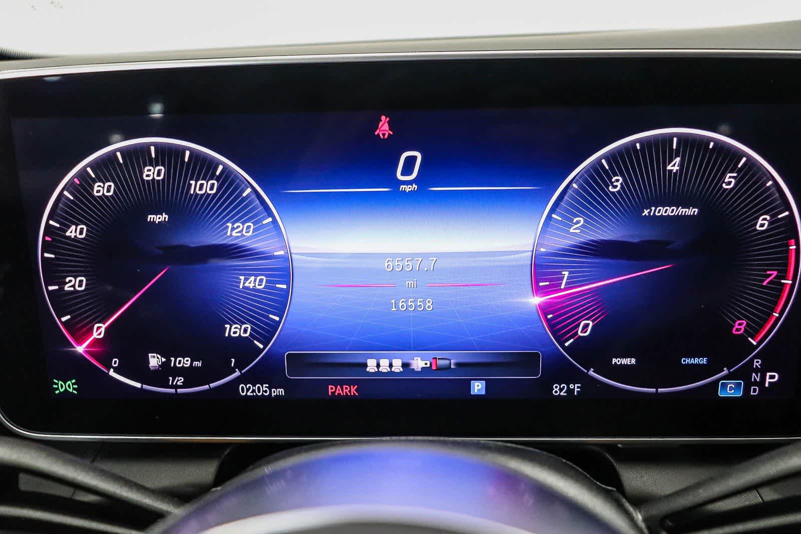 Used 2024 Mercedes-Benz GLC 300 image 24