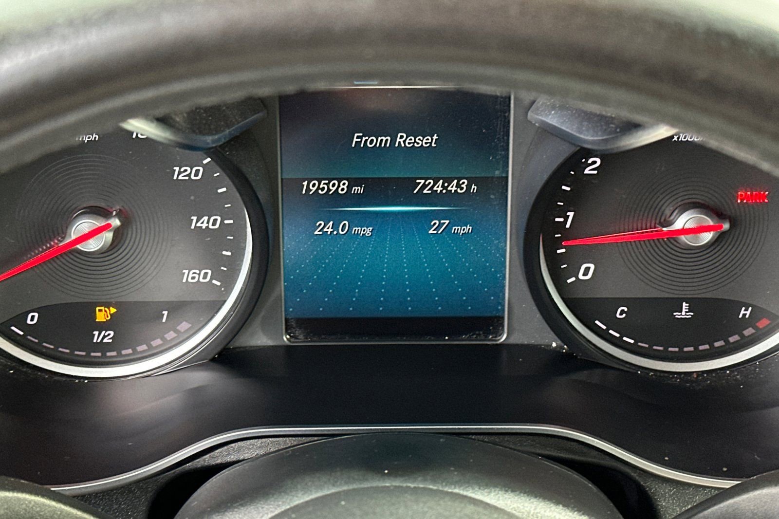 Used 2020 Mercedes-Benz GLC 300 4MATIC image 34