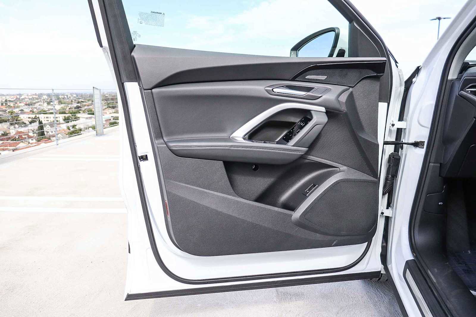 Used 2025 Audi Q5 Premium Plus w/ Premium Plus image 28
