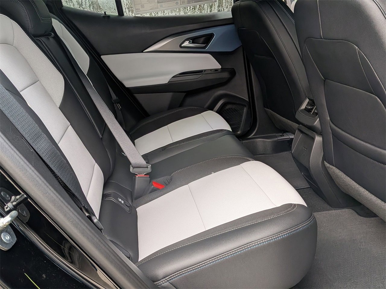 New 2026 Chevrolet Equinox EV LT image 22