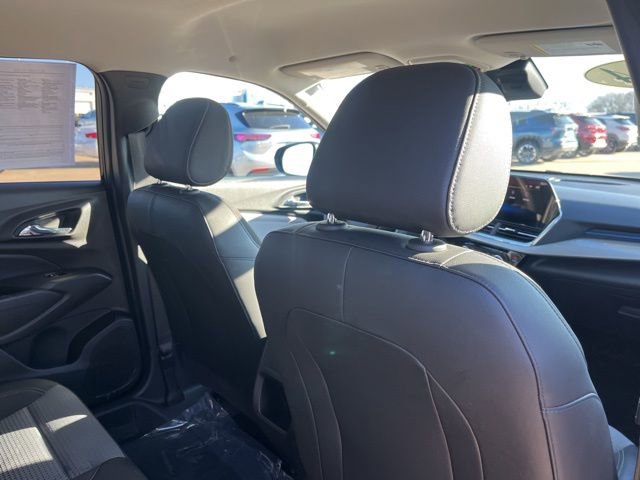 Used 2024 Chevrolet Trax LT image 45