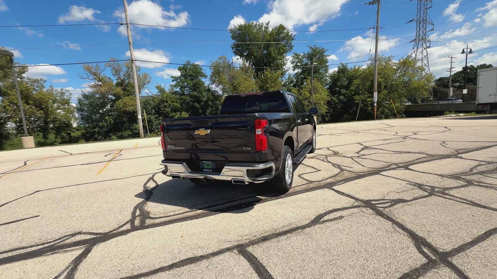 Certified 2023 Chevrolet Silverado 1500 LTZ AWD/4WD image 7
