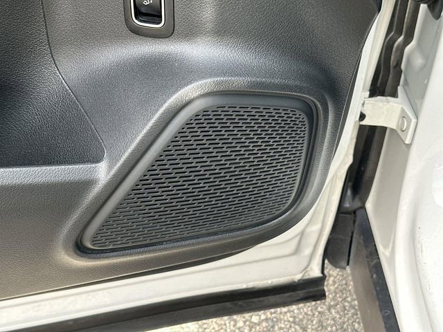 Used 2023 Mercedes-Benz GLB 250 image 22