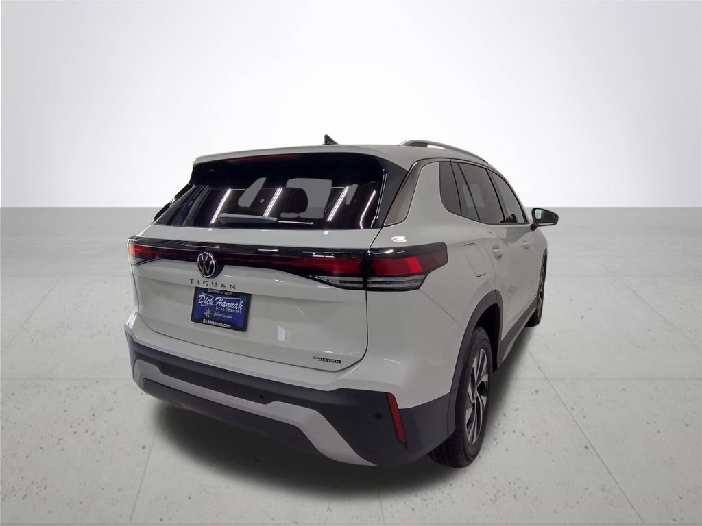 New 2026 Volkswagen Tiguan S image 12