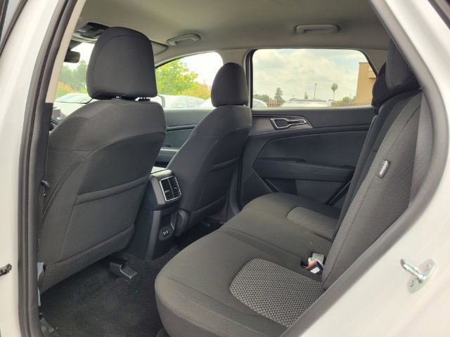 New 2026 Kia Sportage LX FWD image 7
