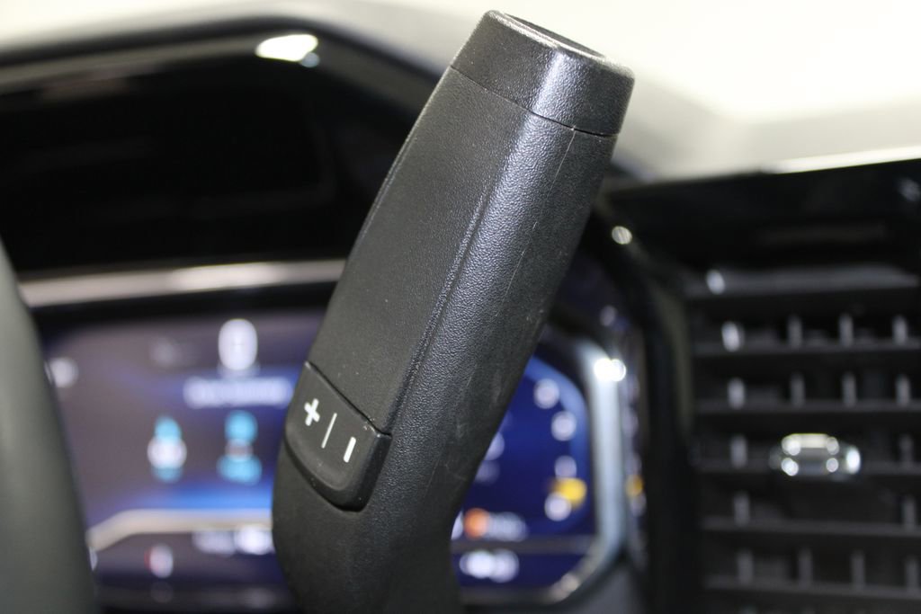 Used 2025 Chevrolet Silverado 1500 LT image 37