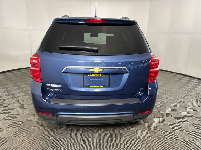 Used 2017 Chevrolet Equinox LT w/ Convenience Package image 4
