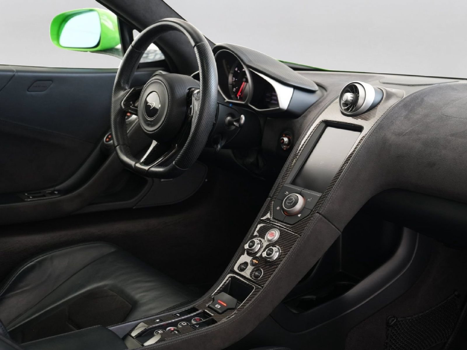 Used 2015 McLaren 650S Spider RWD image 40