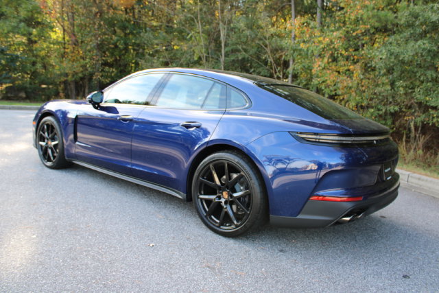 New 2027 Porsche Panamera image 3