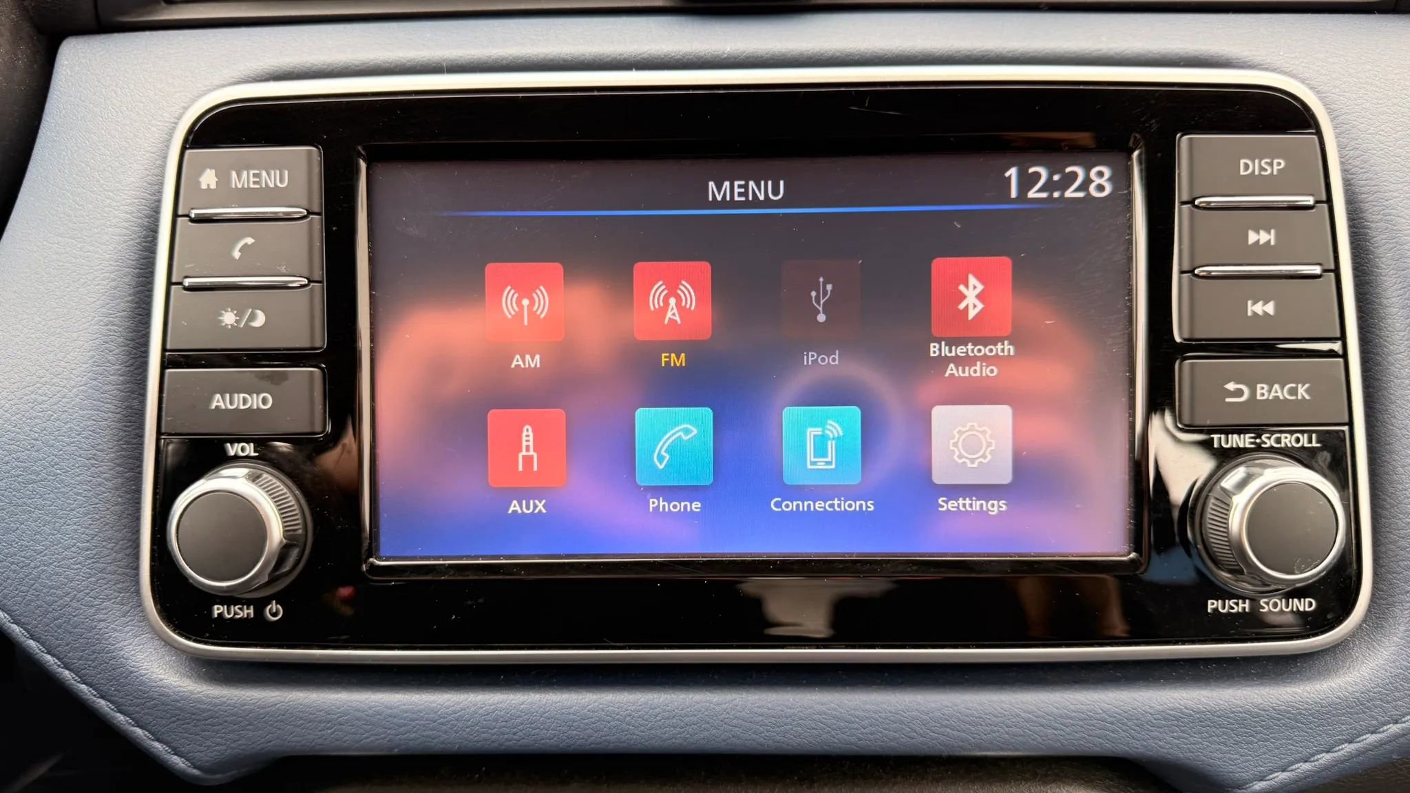 Used 2025 Nissan Versa SV FWD image 22