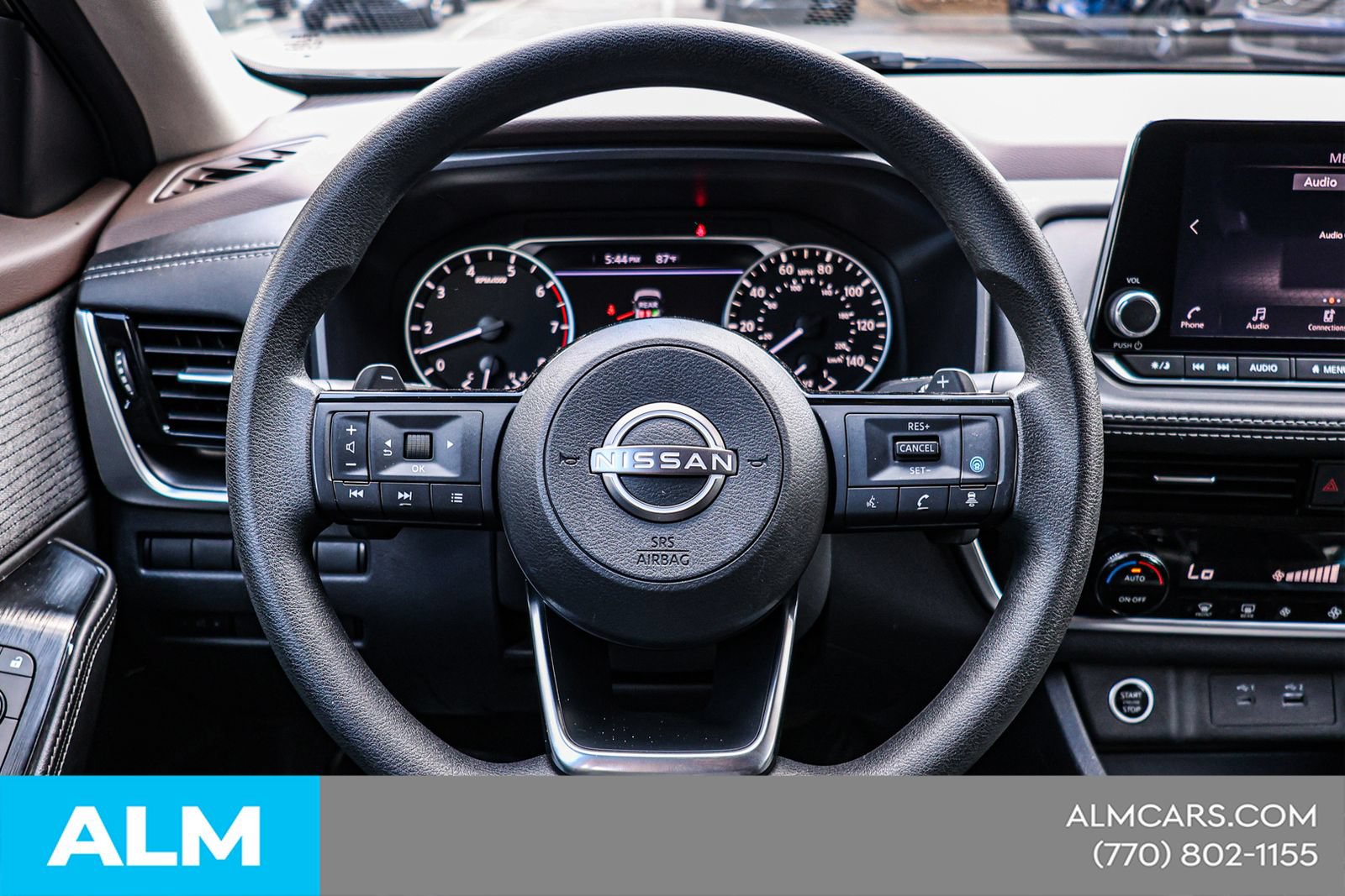 Used 2023 Nissan Rogue SV FWD image 23