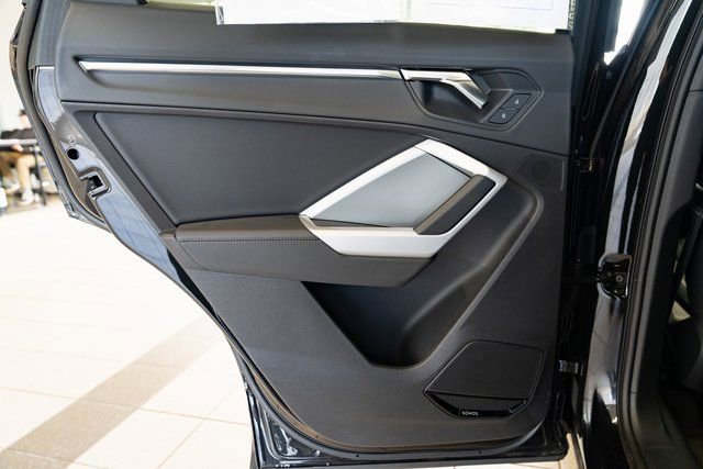 Used 2023 Audi Q3 2.0T Premium Plus w/ Premium Plus Package AWD/4WD image 26