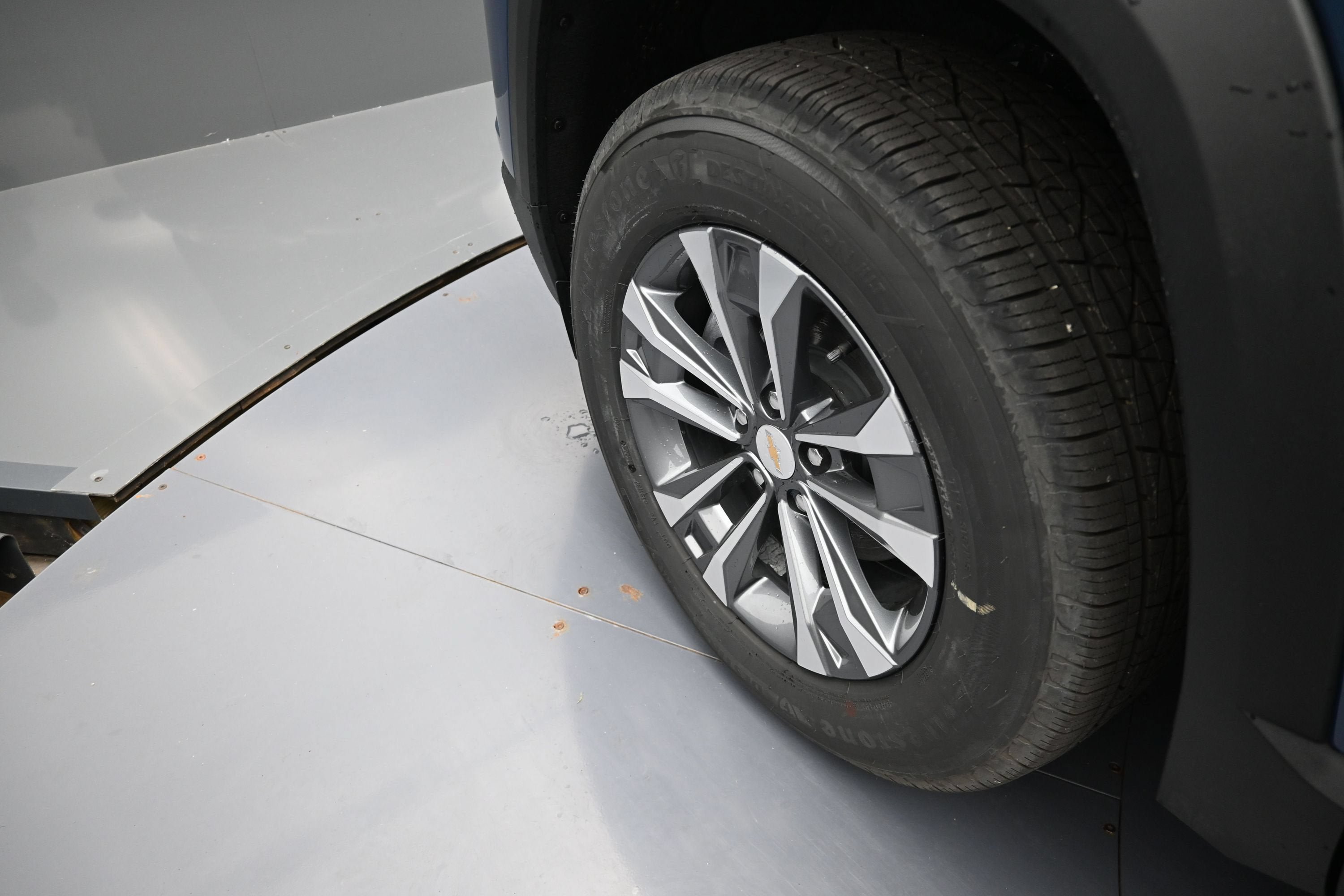New 2027 Chevrolet Equinox LT FWD image 37