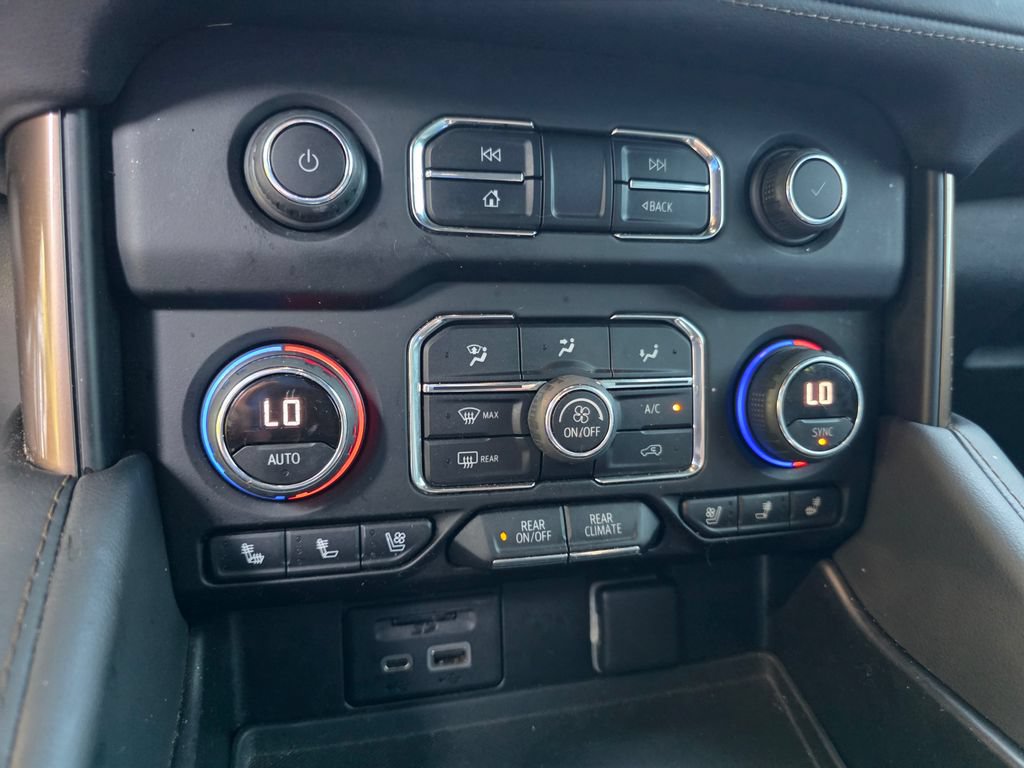 Used 2021 Chevrolet Suburban High Country AWD/4WD image 21