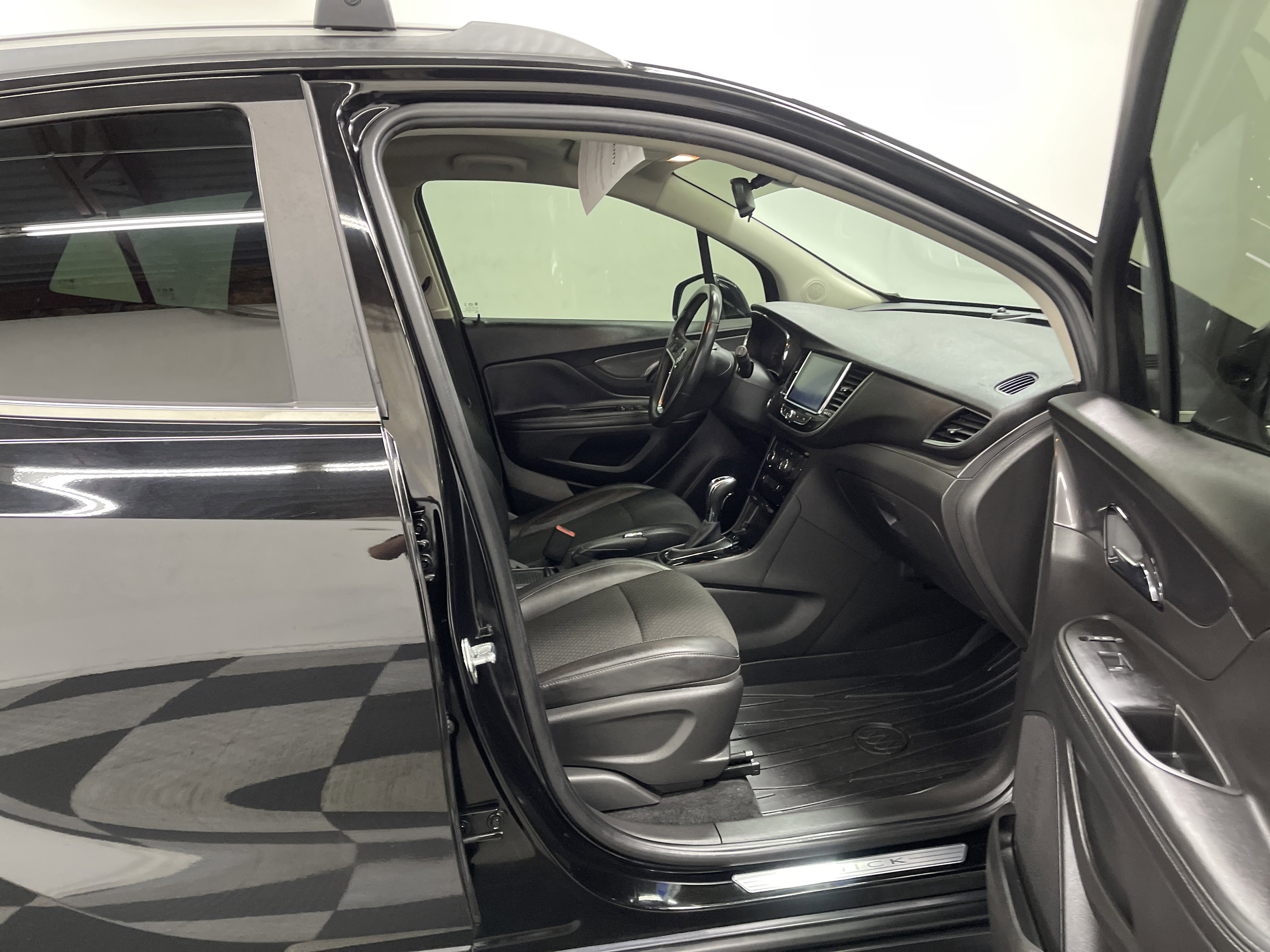 Used 2019 Buick Encore Preferred FWD image 26