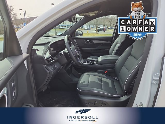 Used 2025 Buick Enclave Preferred image 2